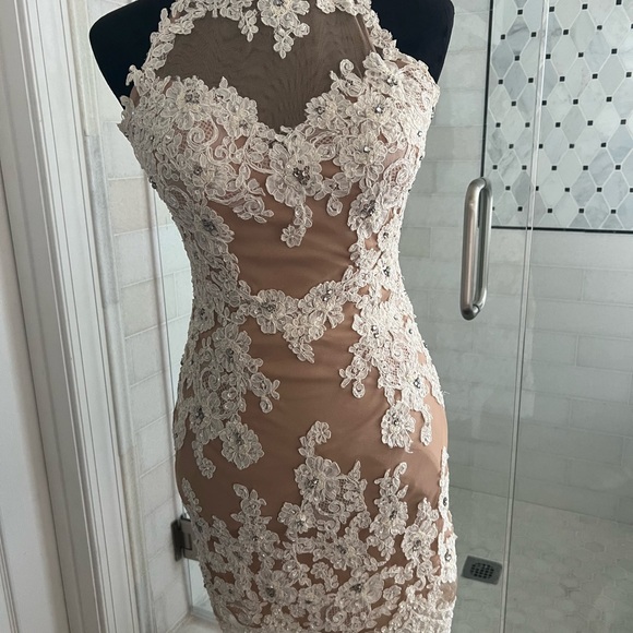 Sherri Hill Dresses & Skirts - Sherri Hill Nude and Ivory Backless Lace Appliqué Dress